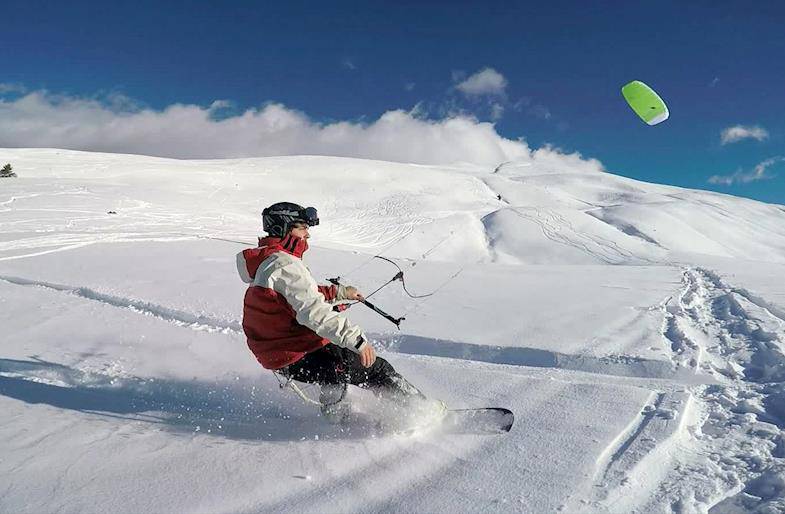 Corso di snowkite in valle d'Aosta