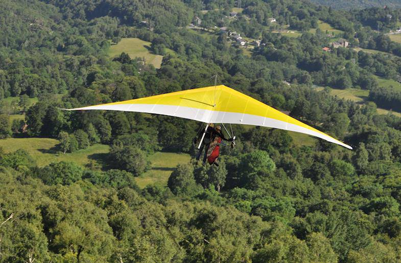 Volo in Deltaplano Biposto a Torino in Piemonte