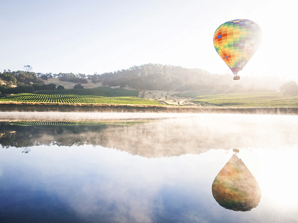 Giro in mongolfiera: ecco le soluzioni più emozionanti e sicure