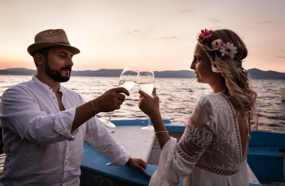 Aperitivo Romantico in Barca sul Lago di Bracciano