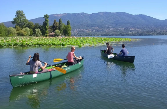 Canoa Canadese sul Lago di Varese