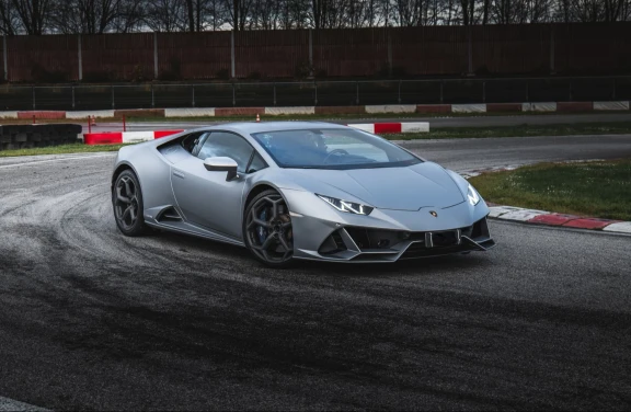 Corso di Guida Sportiva al Club Des Miles di Moncalieri