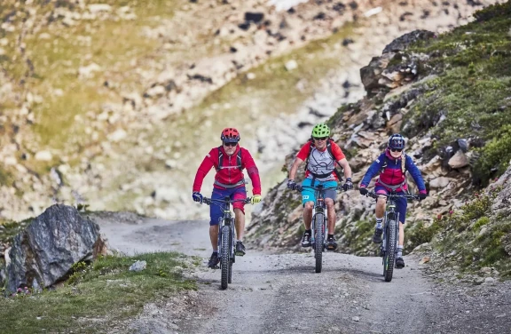 E-Bike Tour ai Rifugi del Parco Nazionale della Majella