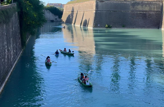 Escursione in Canoa sul Lago di Garda con Degustazione
