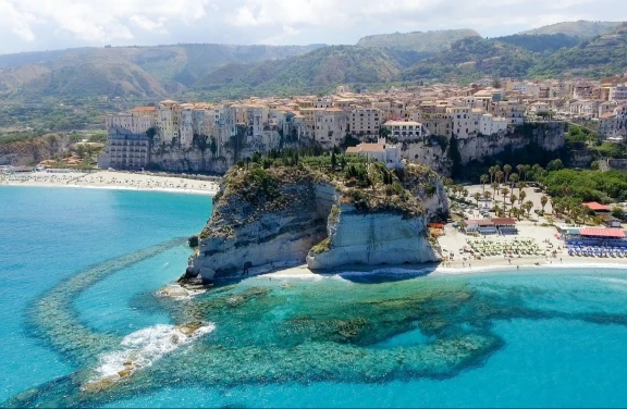Escursione in Gommone da Tropea a Capo Vaticano