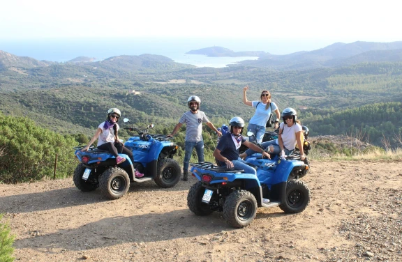 Escursione in Quad a Chia vicino Cagliari