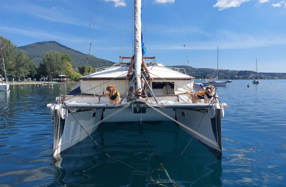 Giornata in Catamarano sul Lago di Bracciano