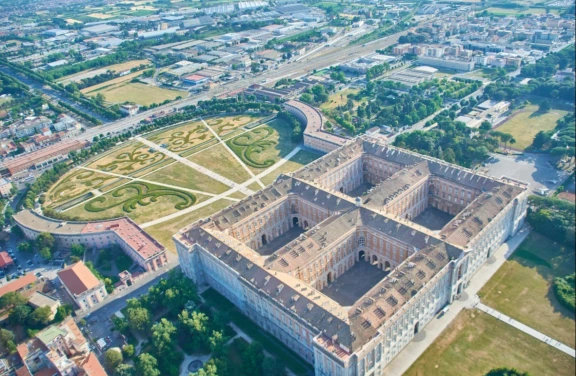 Giro in Elicottero sulla Reggia di Caserta