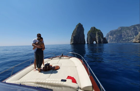 Gita in Barca da Sorrento a Capri di un giorno