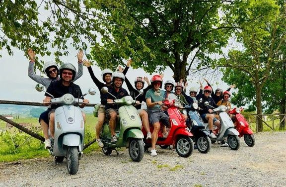 Nubilato o Celibato Escape in Vespa nel Chianti