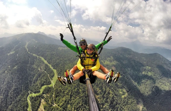 Parapendio a Plan de Corones in Alto Adige