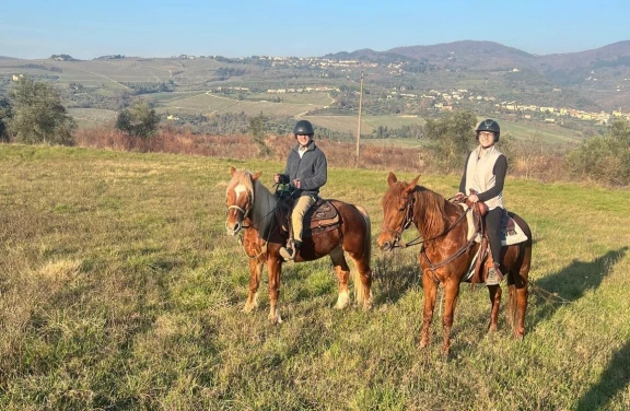 Passeggiata a Cavallo con Aperitivo vicino Firenze
