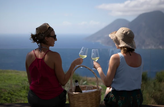 Picnic in Vigna sull'Isola di Lipari