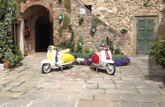 Tour in Lambretta d'epoca in Emilia Romagna