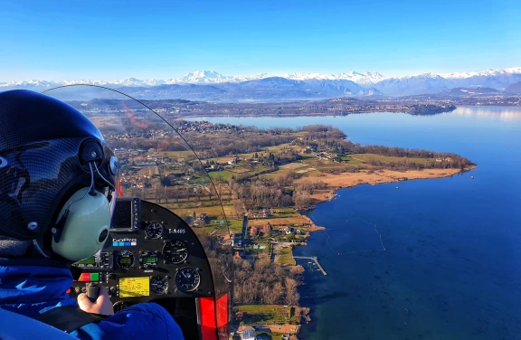 Volo in Autogiro sul Lago di Varese