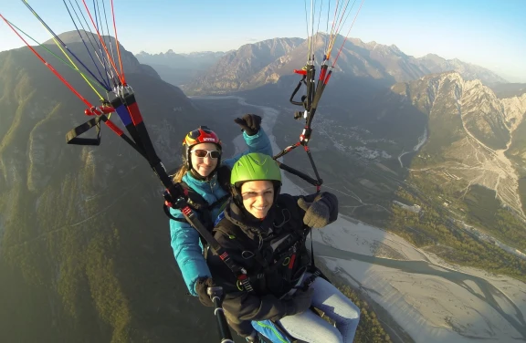 Volo in Parapendio dal Monte Valinis in Friuli