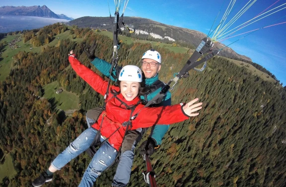 Volo in Parapendio tra Lecco e Bergamo