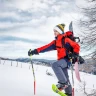 Ciaspolata sulla neve in Trentino nella Val di Sole