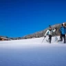 Ciaspolata sulla neve in Trentino nella Val di Sole