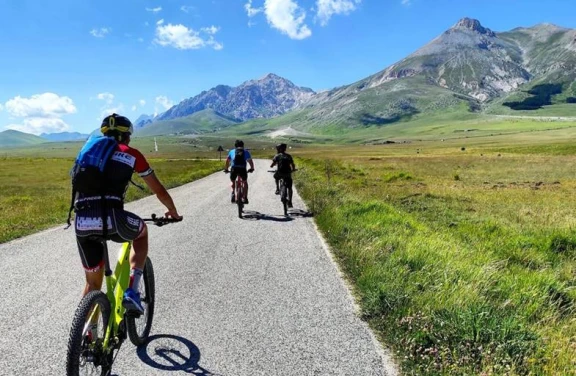 E-Bike Tour agli Eremi del Parco Nazionale della Majella Liveinup