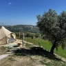 Tenda Glamping a Gualdo con vista sui Colli Marchigiani