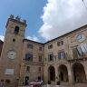 Tour in Fiat 500 tra i Borghi Bandiere Arancioni vicino Macerata