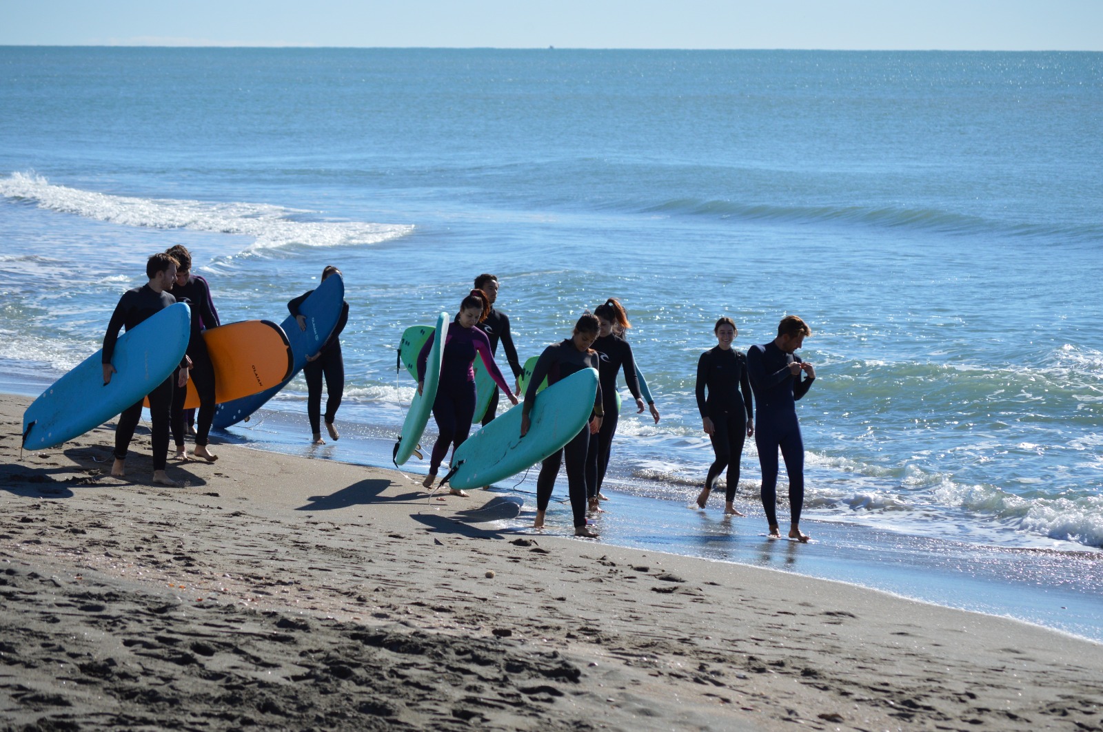 Corso base di Surf di 6 ore ad Ostia vicino Roma