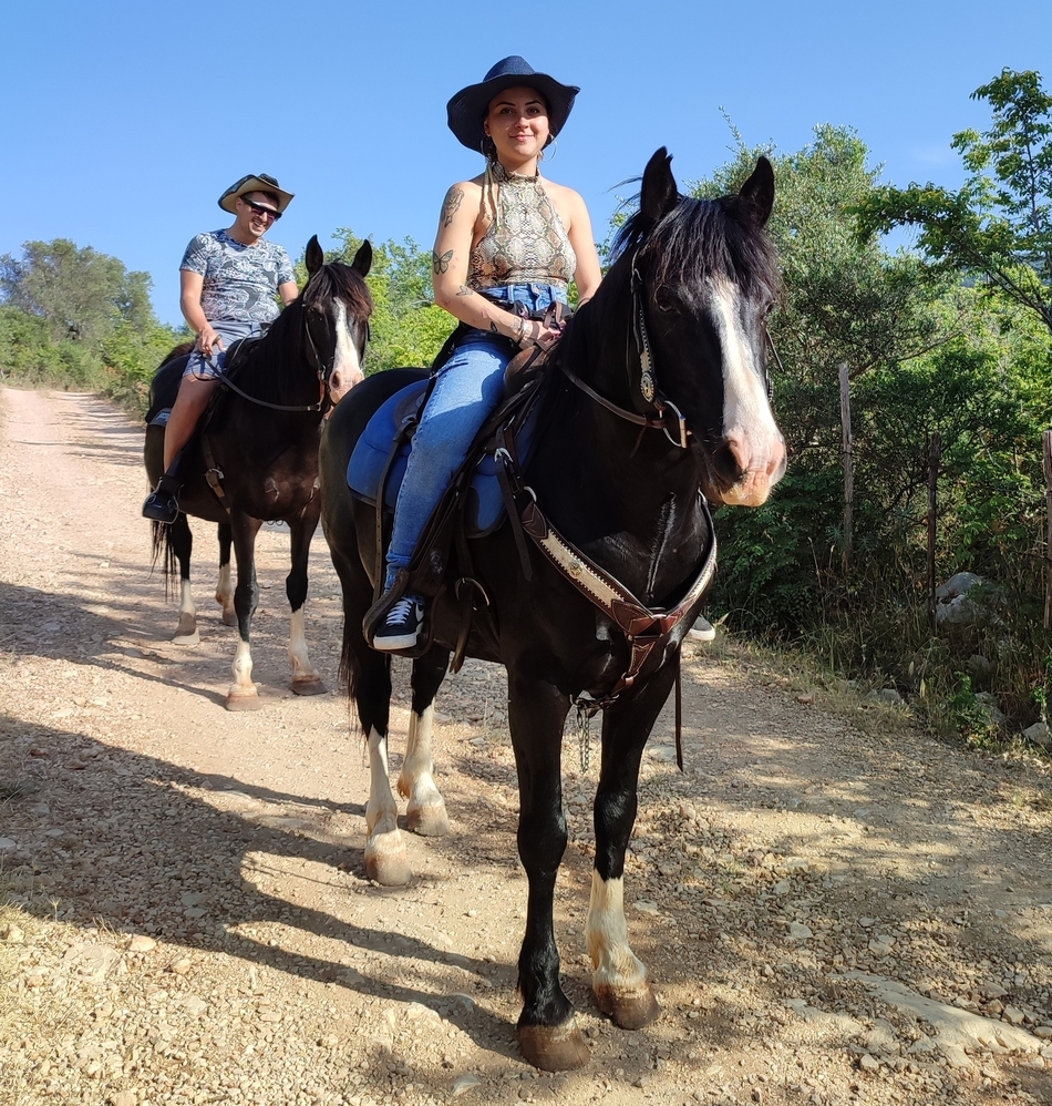 Passeggiata a Cavallo nel Parco Nazionale del Gargano 