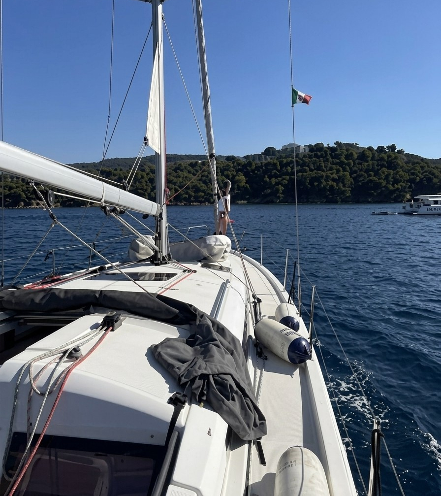 Addio al nubilato in barca a vela con aperitivo vicino Livorno