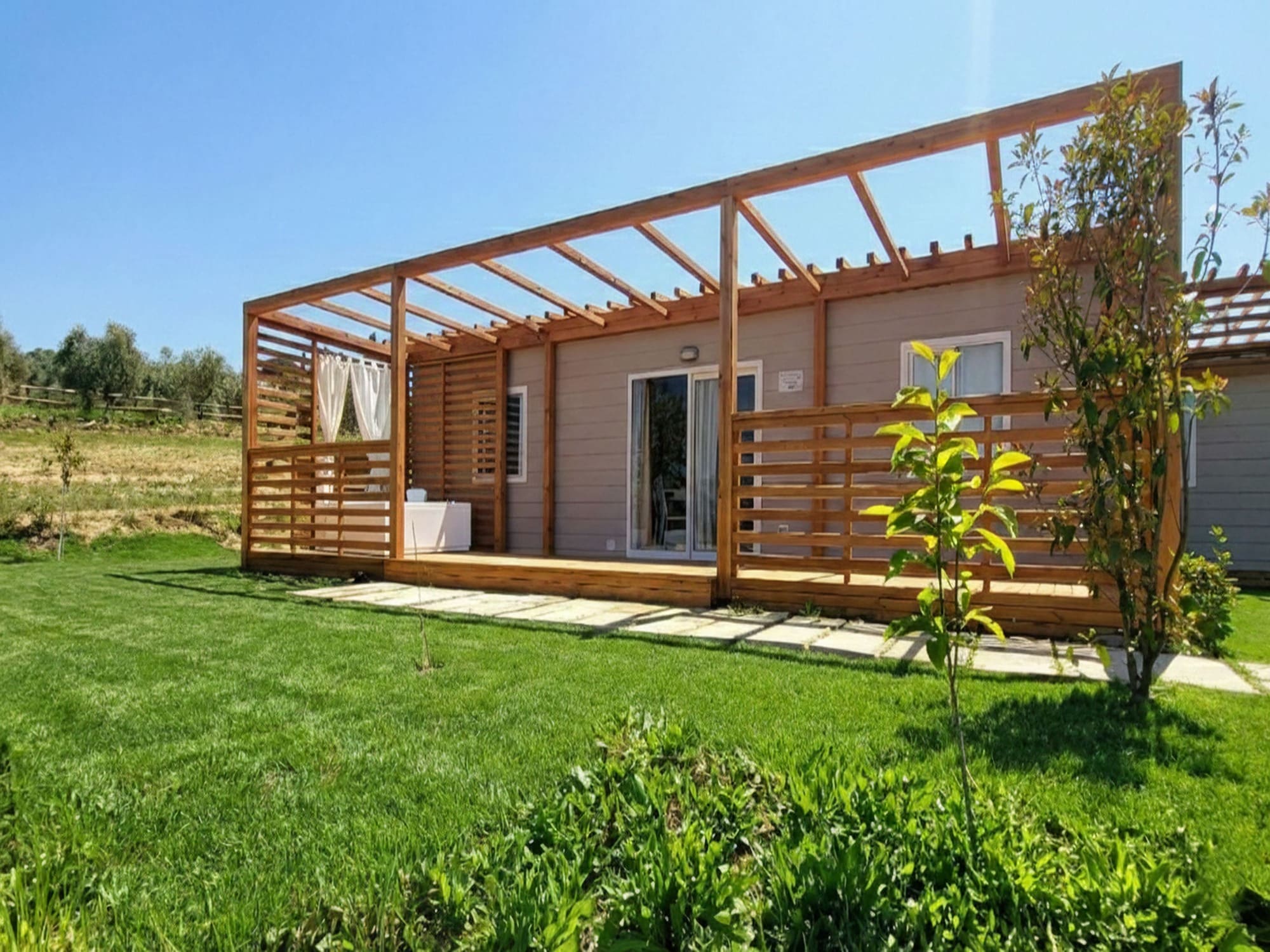 Soggiorno di coppia in Lodge con jacuzzi ad Arezzo