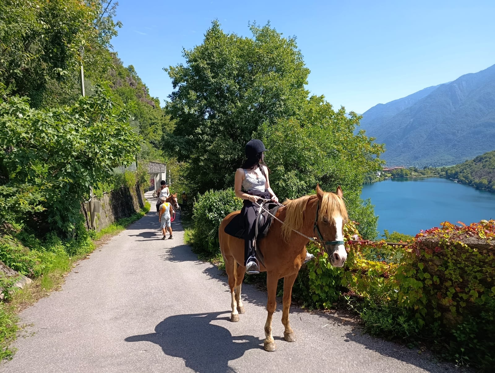 Passeggiata a cavallo al Lago Moro in Val Camonica