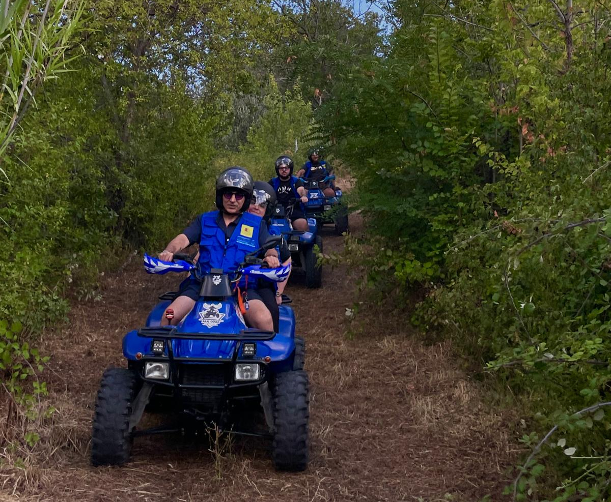 Tour in quad con aperitivo vicino Pescara