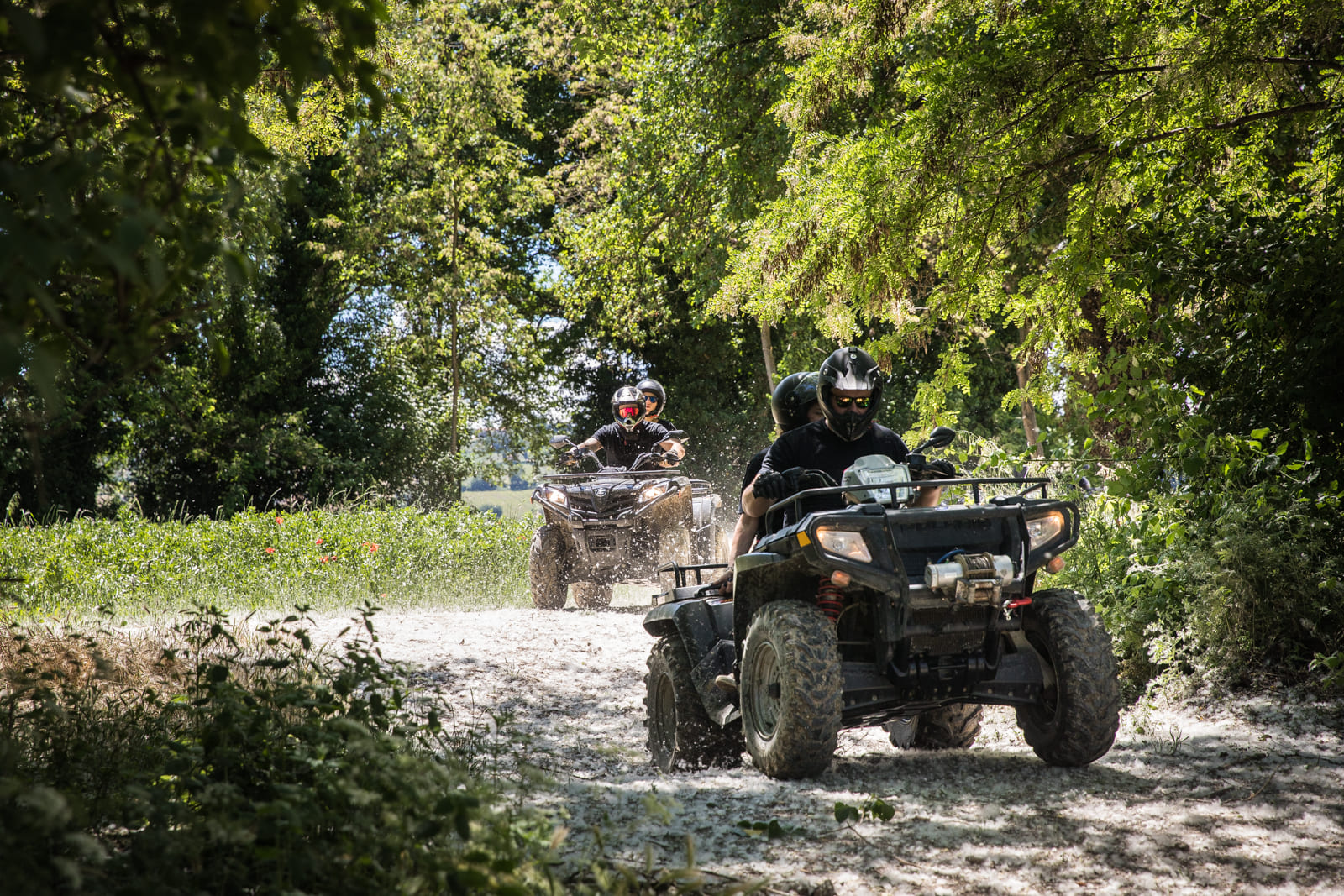 Tour in quad in provincia di Macerata con sosta bagno