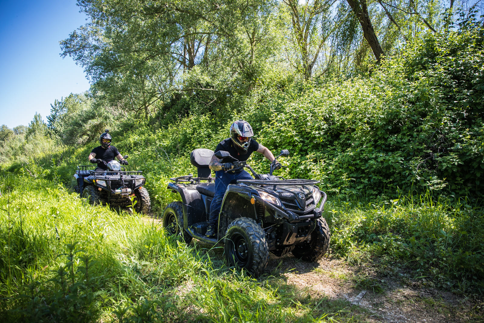 Tour in quad nella Valle del Potenza in provincia di Macerata