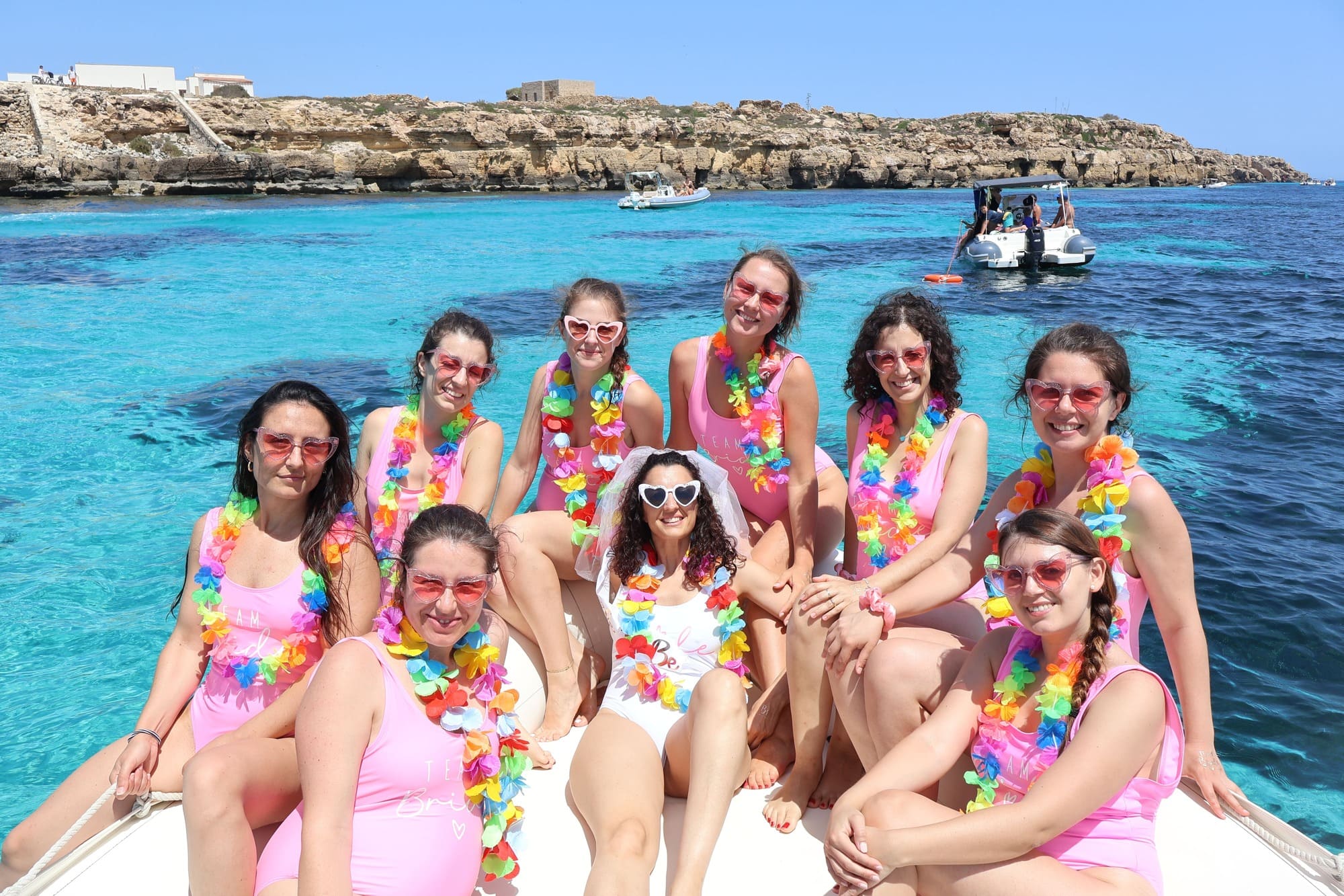 Escursione in gommone alle isole di Favignana e Levanzo