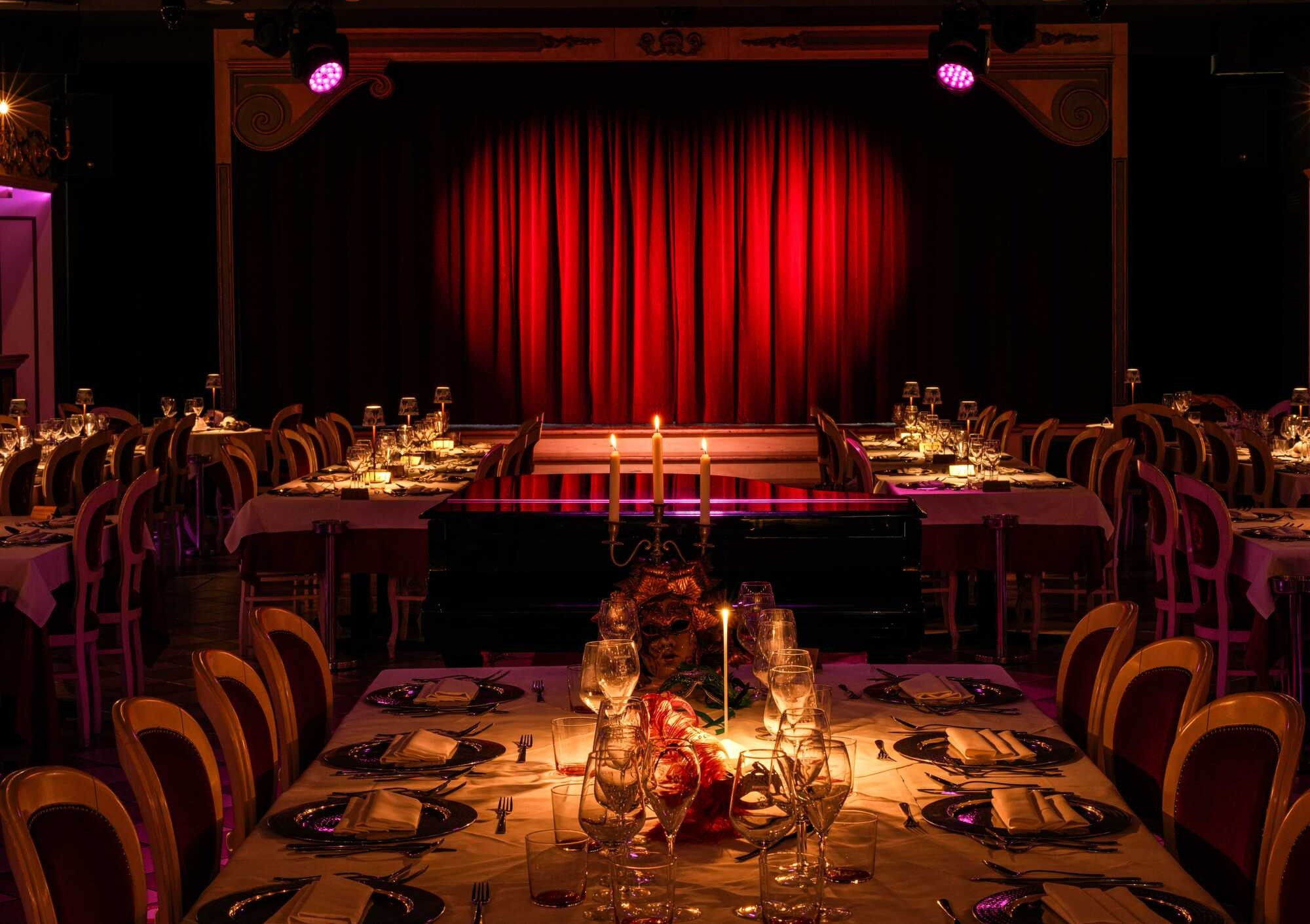 Cena di Gala con Spettacolo a Venezia