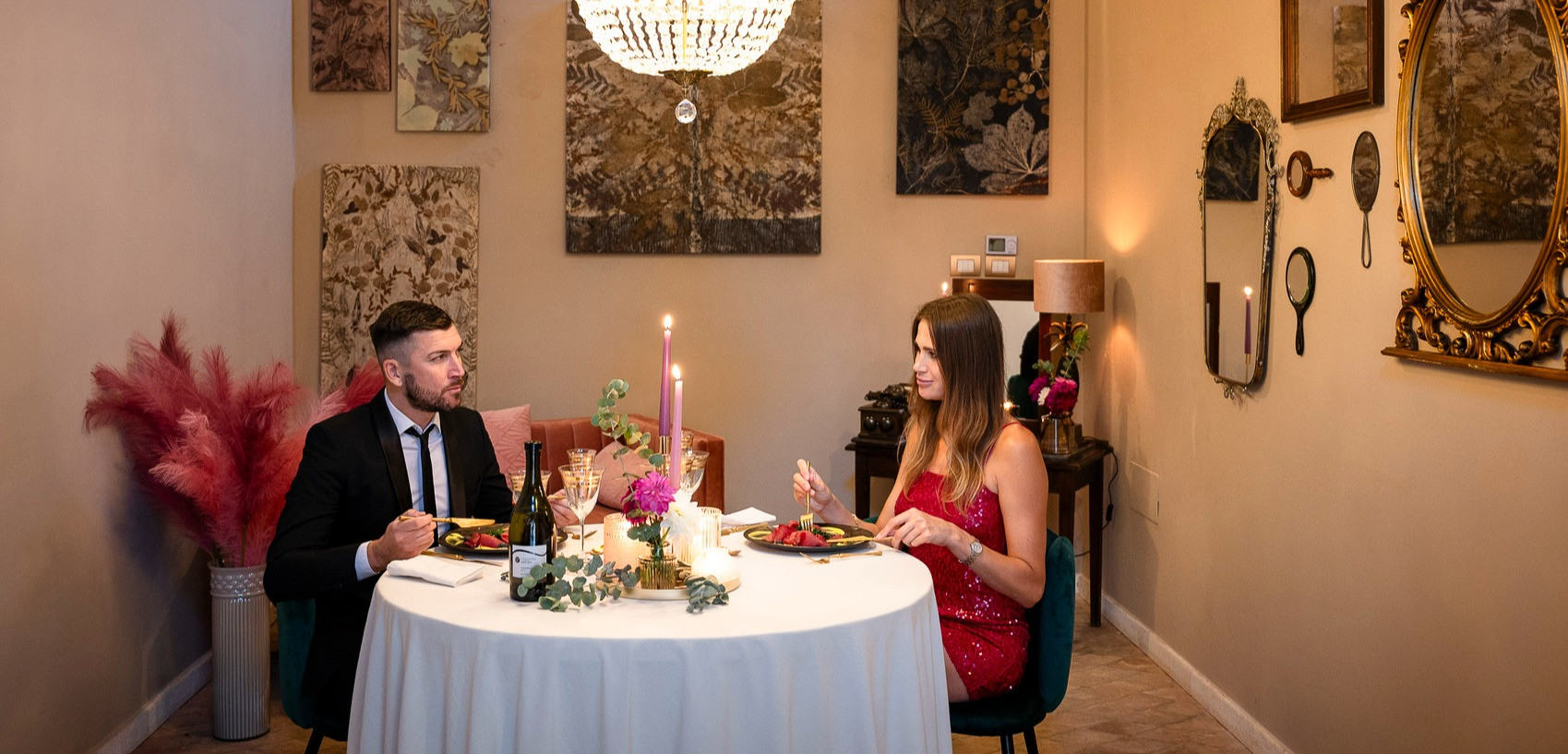 Cena Romantica di Coppia al Borgo Incantato a Spoleto