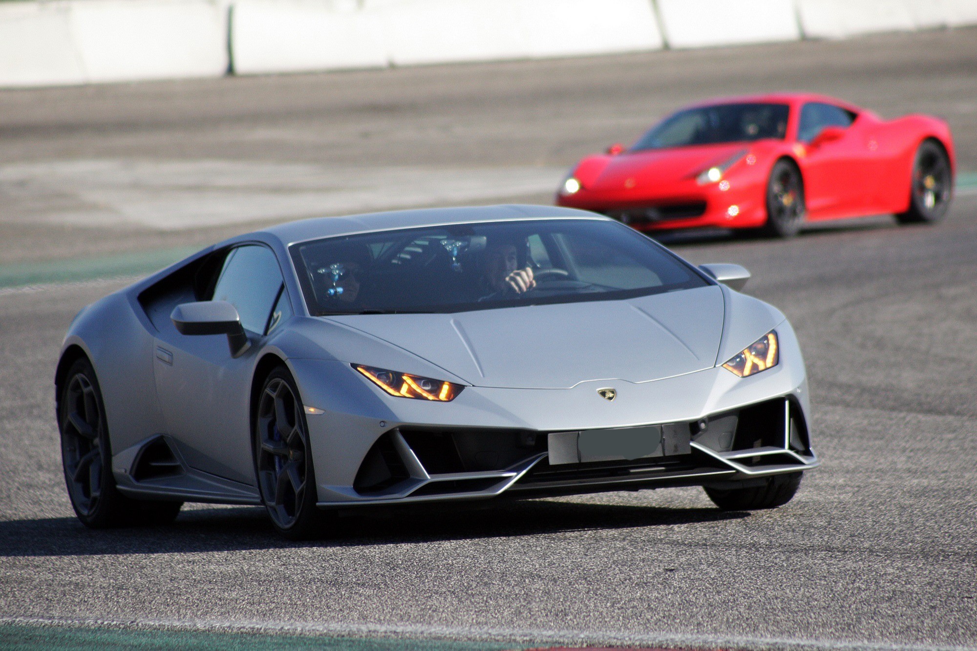 Giri in pista su Supercar a Lombardore