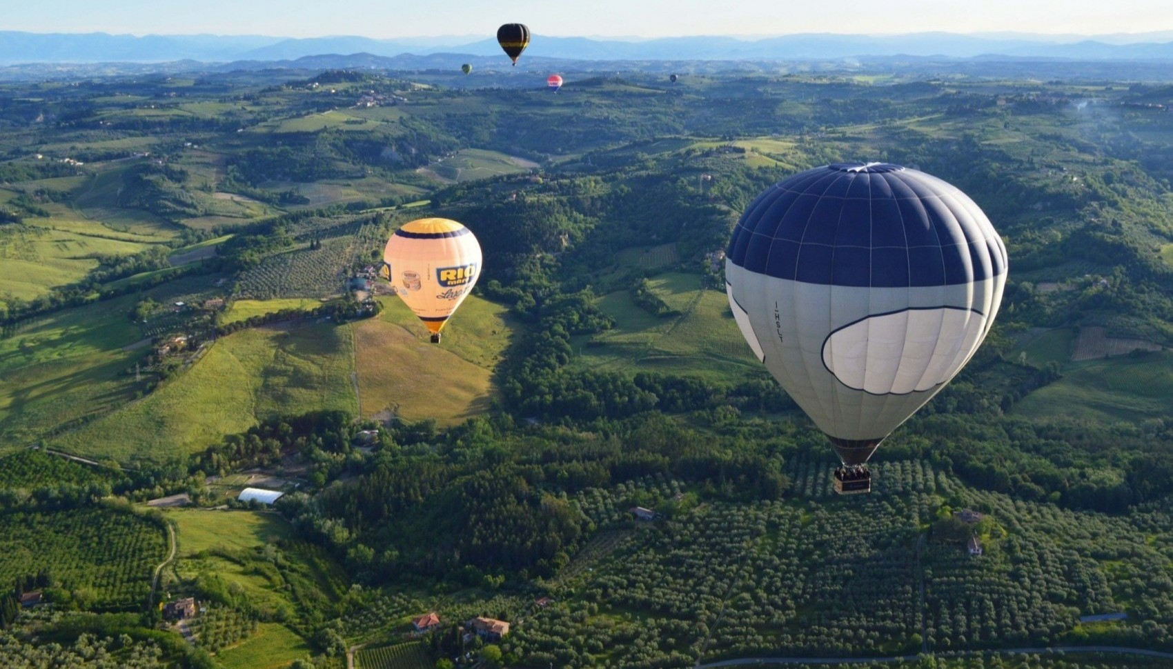 Giro in Mongolfiera sulla città di Lucca