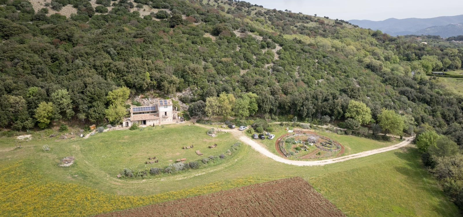 Soggiorno di Coppia con Caccia al Tartufo in Sabina vicino Rieti