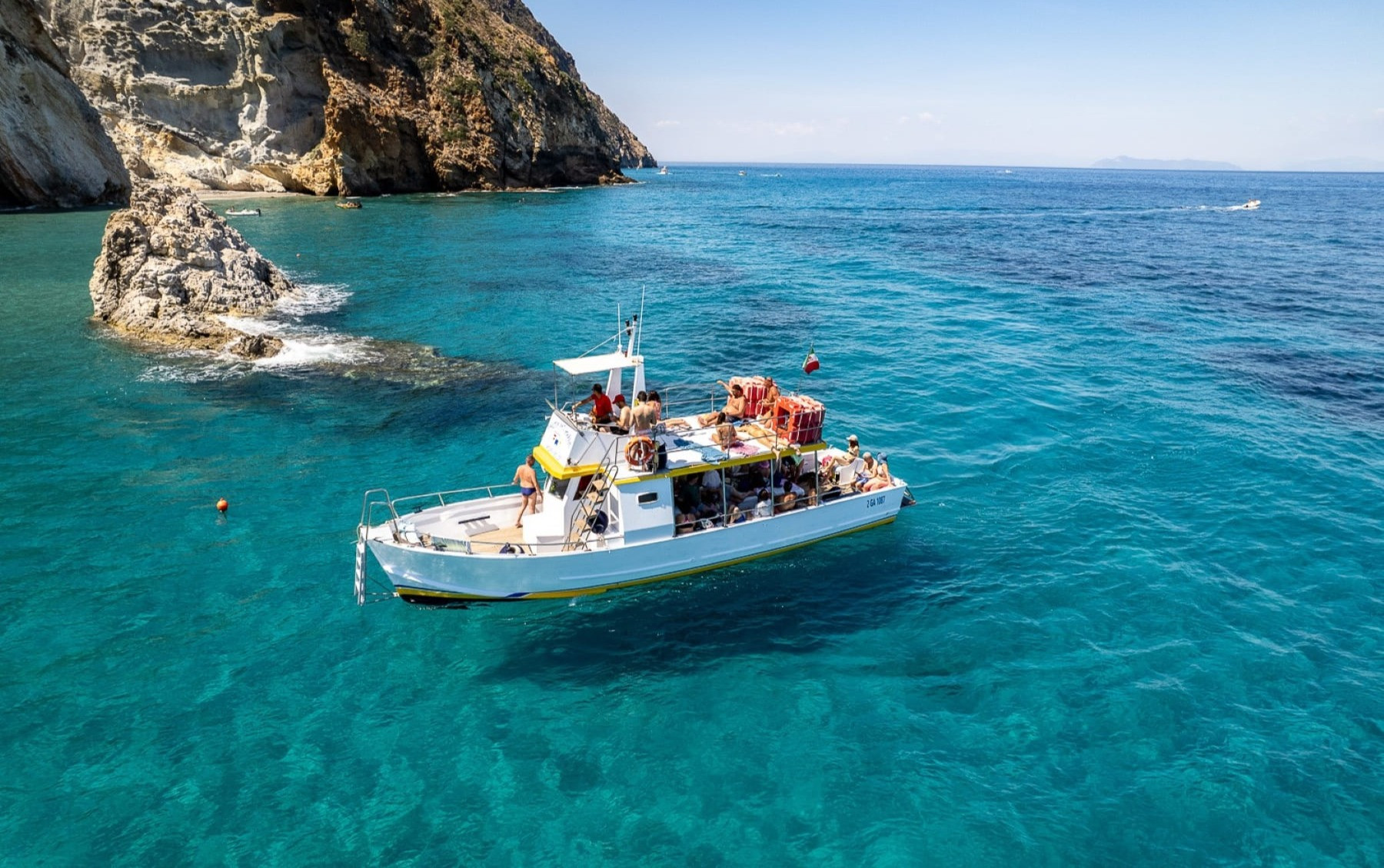Tour in Barca a Ponza con Aperitivo e Pranzo