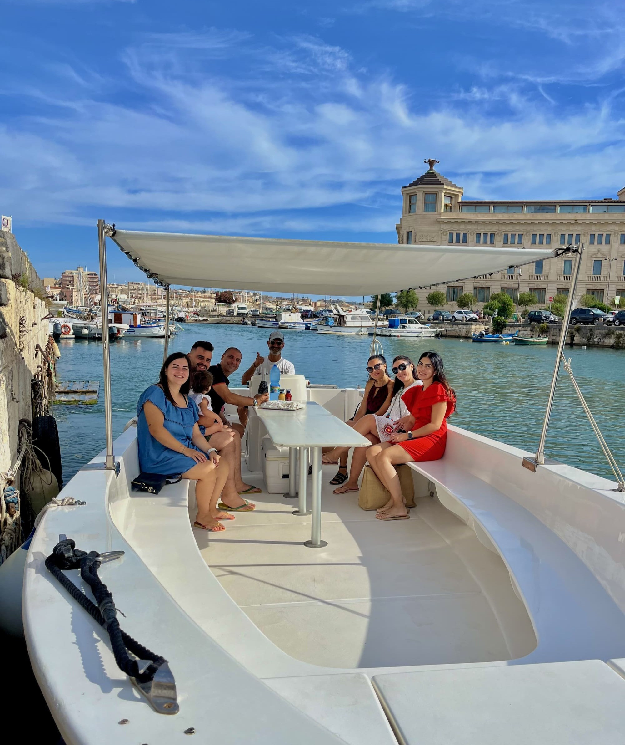 Tour in barca dell'Isola di Ortigia e delle Grotte Marine