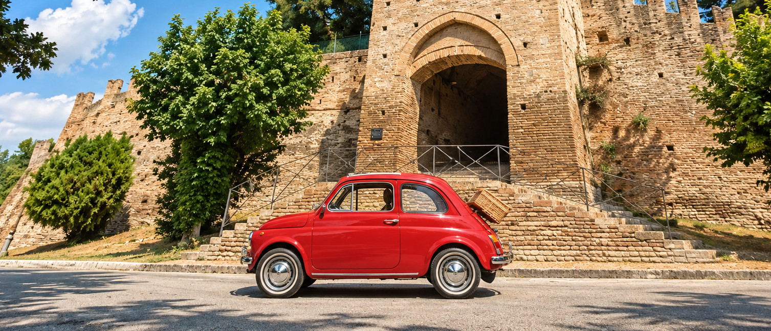 Tour in Fiat 500 tra i Borghi Bandiere Arancioni vicino Macerata