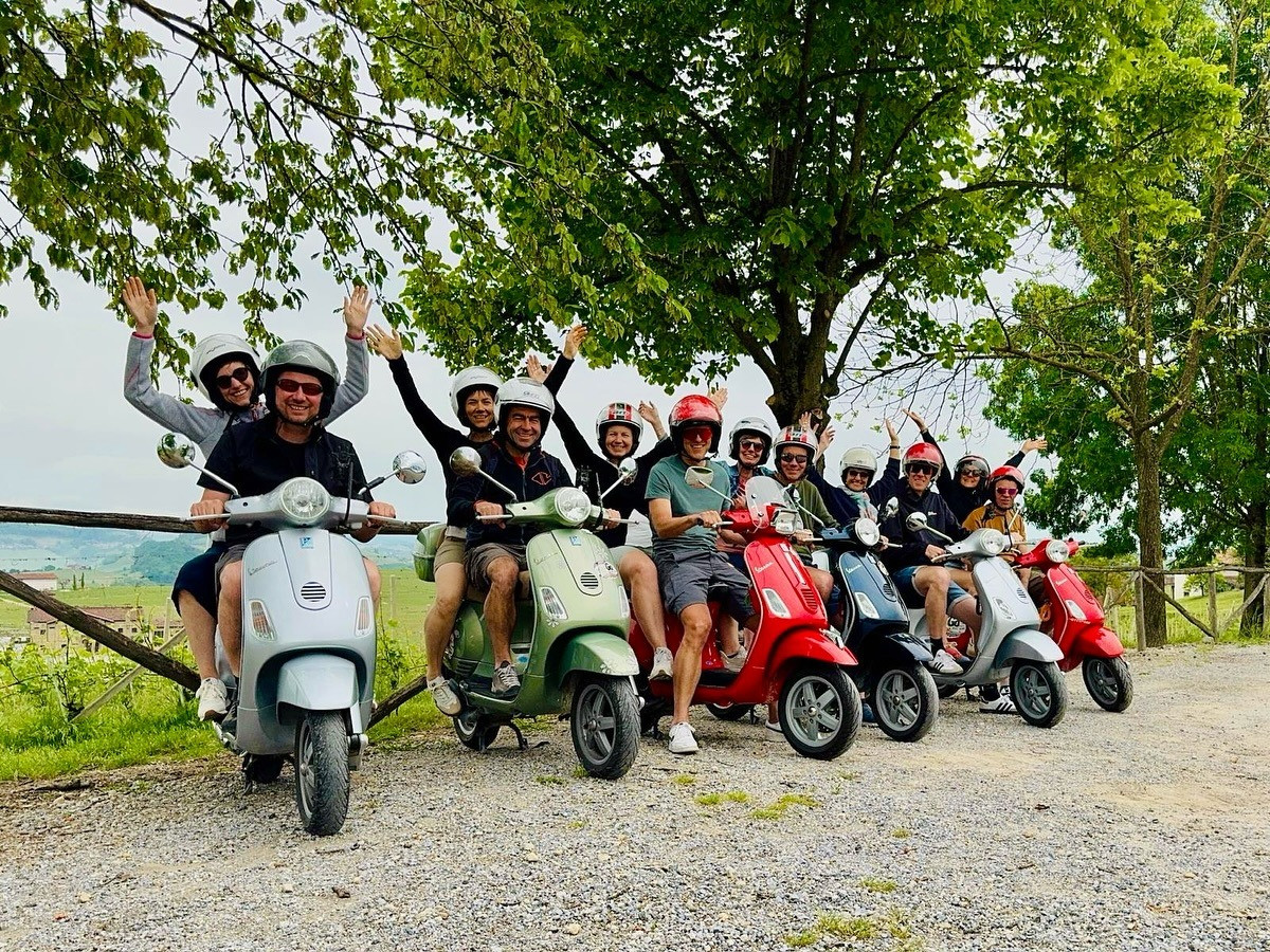 Tour in Vespa tra Lago Maggiore e Lago d’Orta con Degustazione