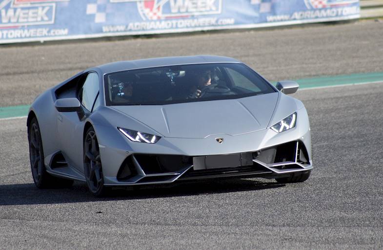Test Drive su Lamborghini Huracan EVO in Lombardia